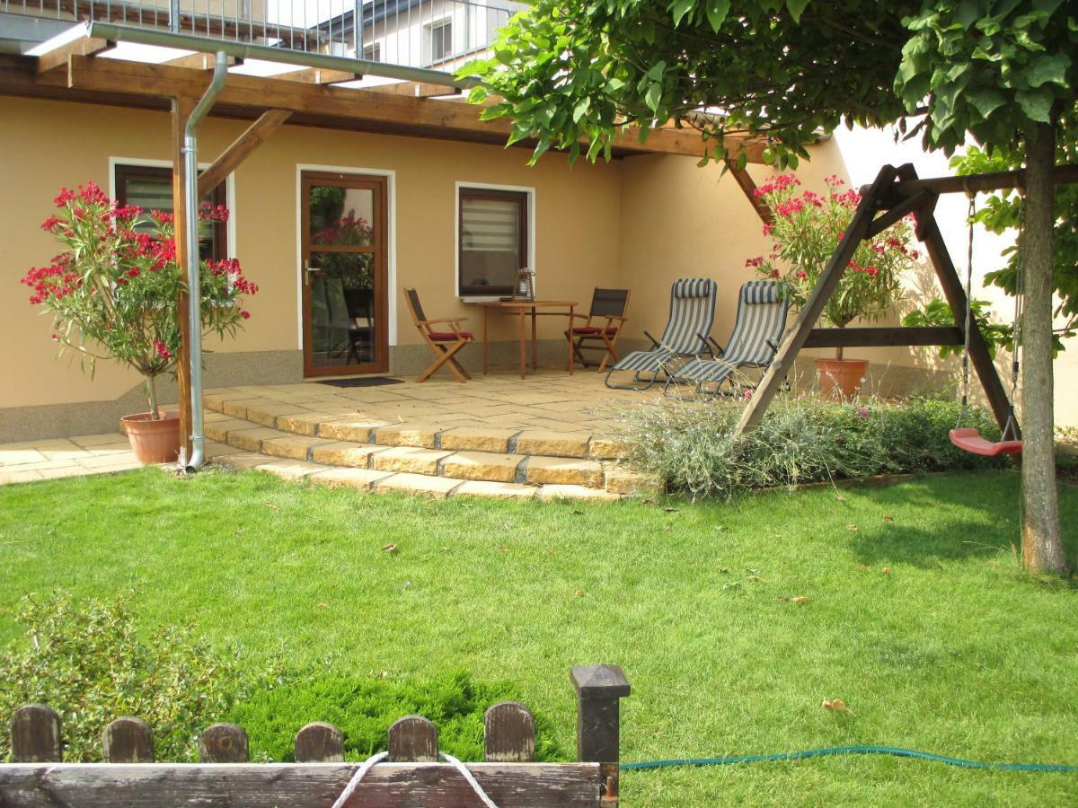Ferienwohnung Rohrwallinsel Koepenick Берлин Екстериор снимка
